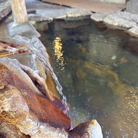 Kurasako Onsen Sakura Villa Minamioguni Kültér fotó