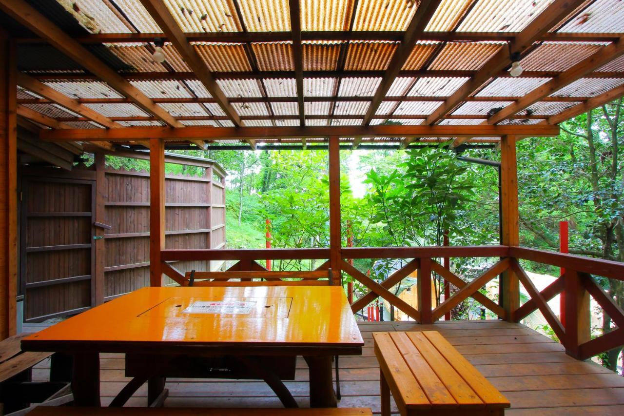 Kurasako Onsen Sakura Villa Minamioguni Kültér fotó