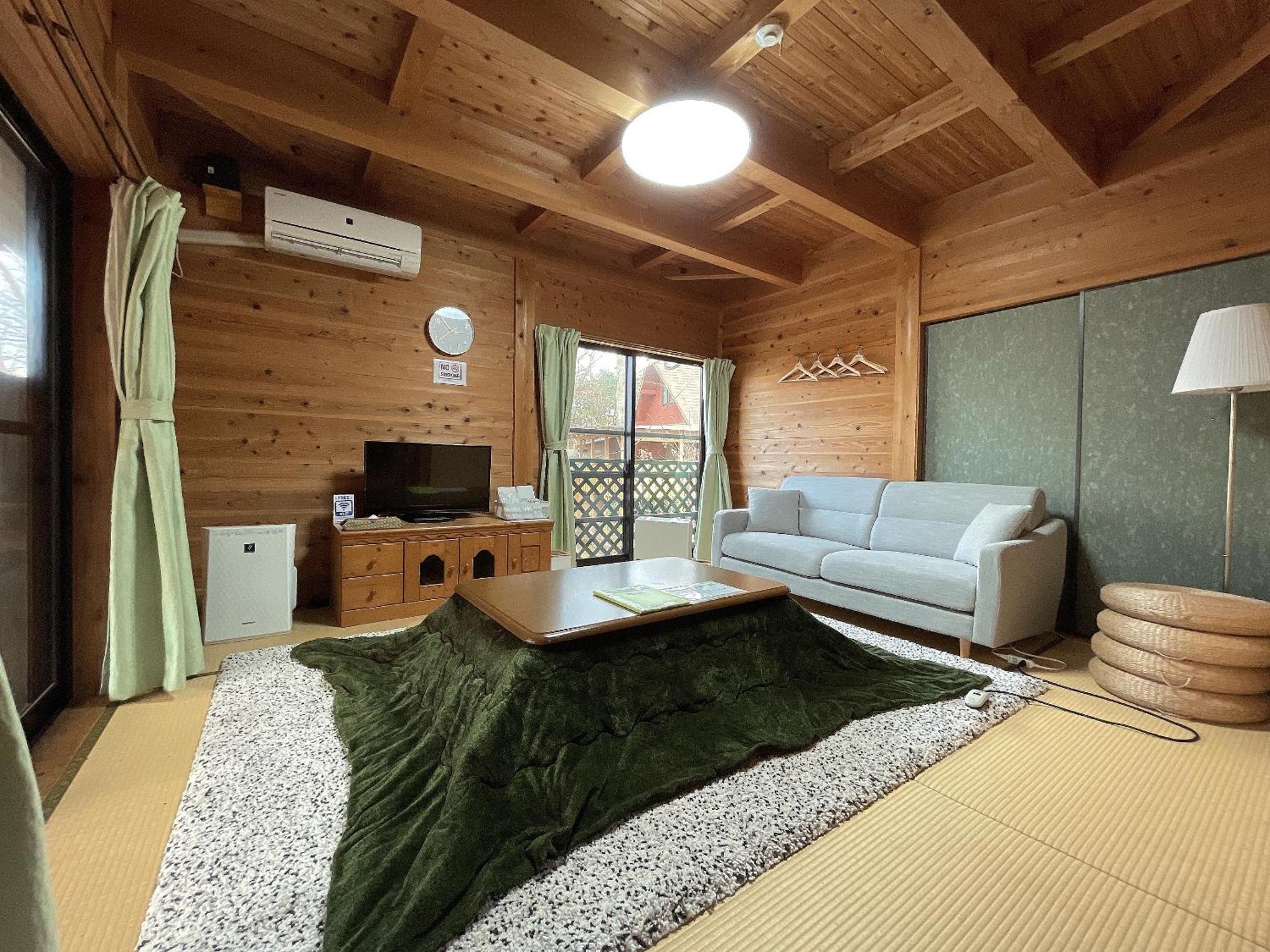 Kurasako Onsen Sakura Villa Minamioguni Kültér fotó